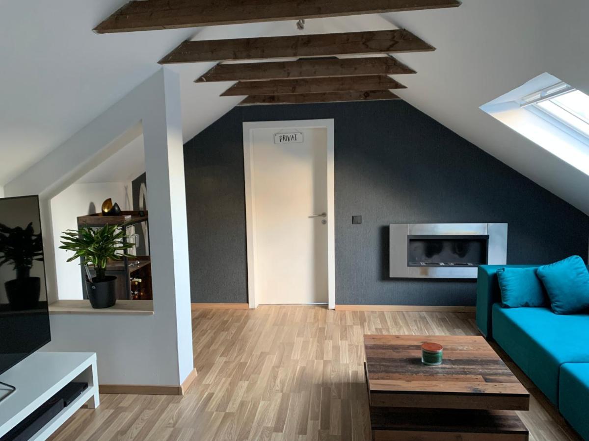 Entspannung Am Niederrhein - Grosses Helles Haus Mit Kamin Emmerich Luaran gambar