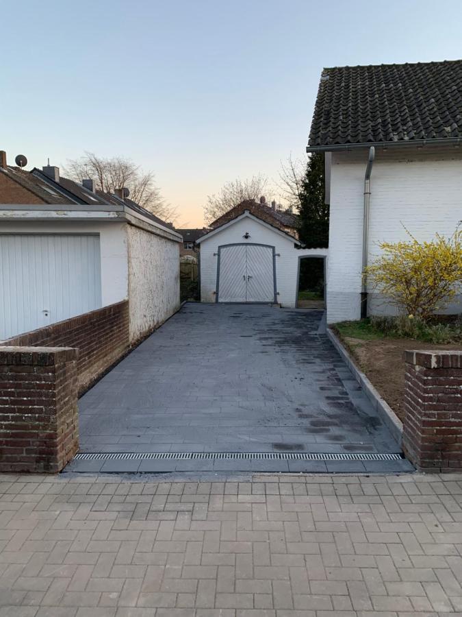 Entspannung Am Niederrhein - Grosses Helles Haus Mit Kamin Emmerich Luaran gambar